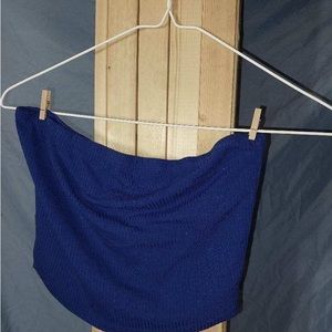 2 strapless crop tops